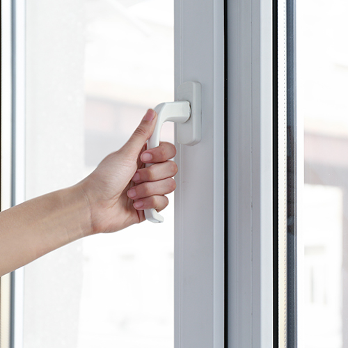 Herrajes aluminio-PVC